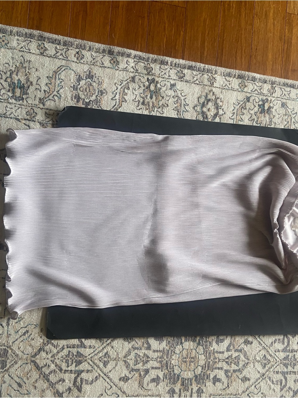 Allirow Women’s size Large Pleated and Lined Lilac Skirt.